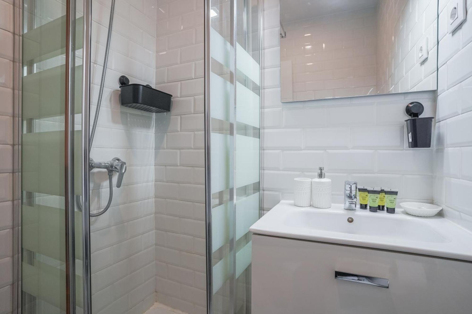 Cozy Apartment-1Bedroom 1Bathroom-Lavapies Madrid Luaran gambar